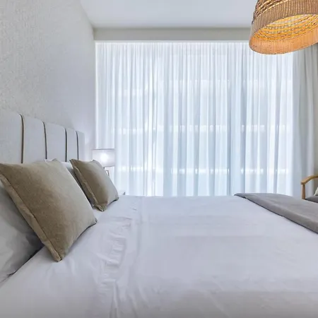 Luxury Seaview Bayline Lejlighed