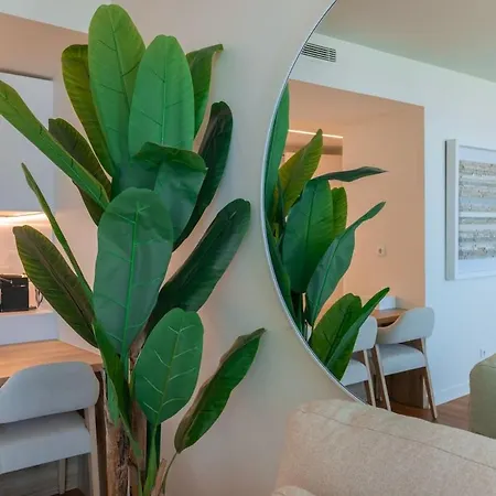 Luxury Seaview Bayline