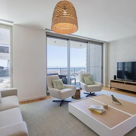 Luxury Seaview Bayline 公寓