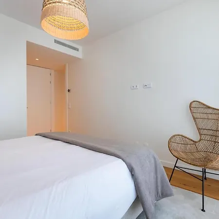 Luxury Seaview Bayline Lejlighed